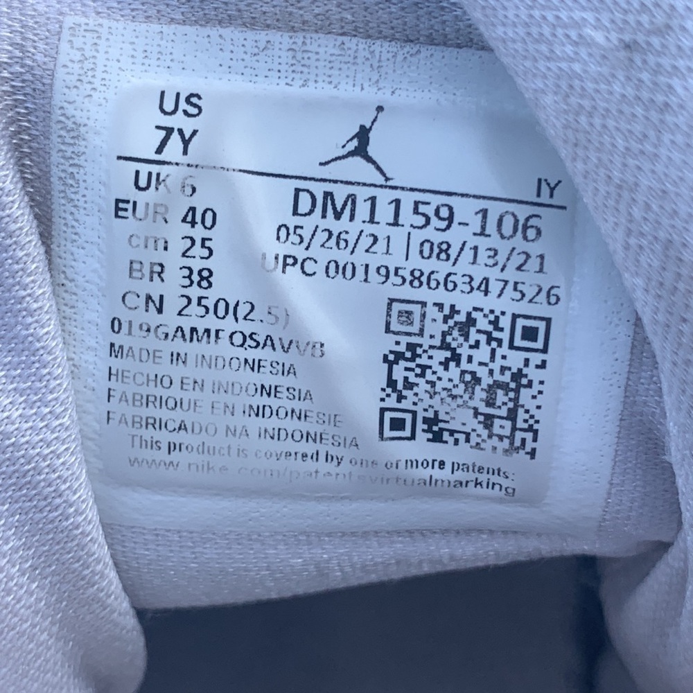 Jordan 6 size 7 - Picture 7 of 8